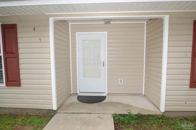 $250,000 | 4251 Linda Street, Pace, FL 32571