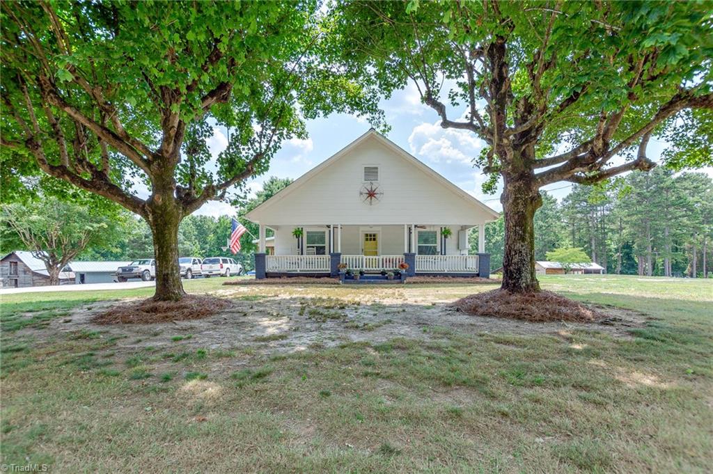 2755 Boones Cave Road Lexington, NC 27295 - Photo 1 of 40 Gallery Image 1