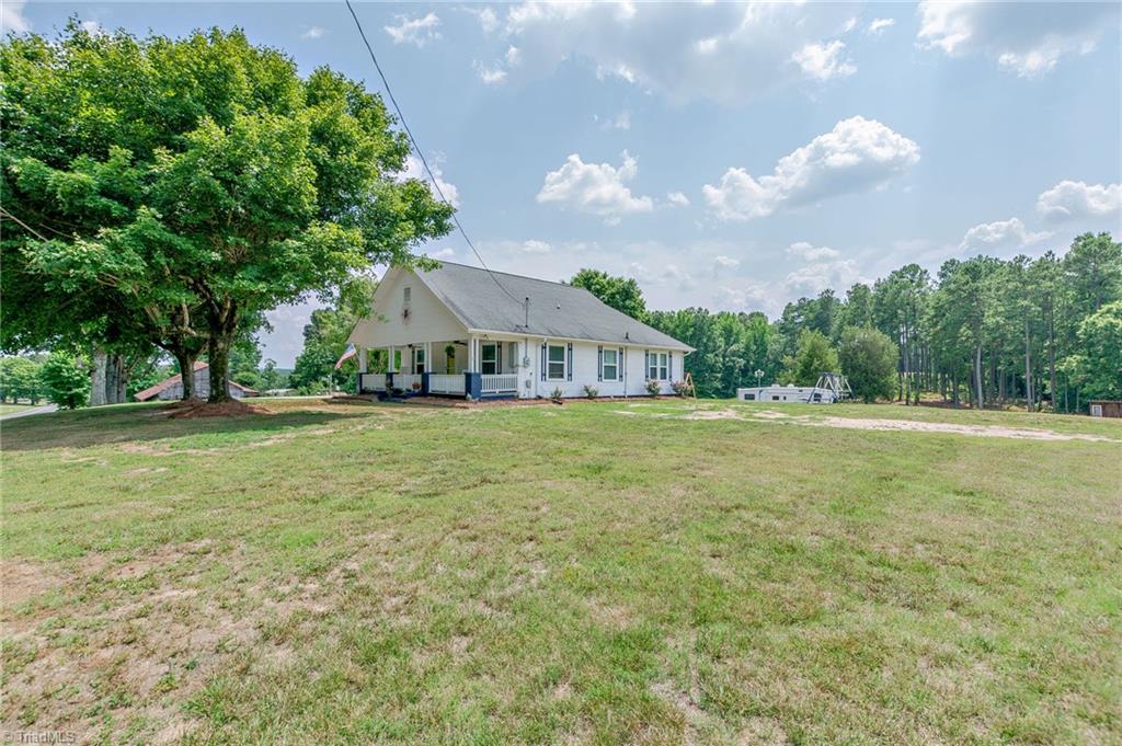 2755 Boones Cave Road Lexington, NC 27295 - Photo 2 of 40 Gallery Image 2