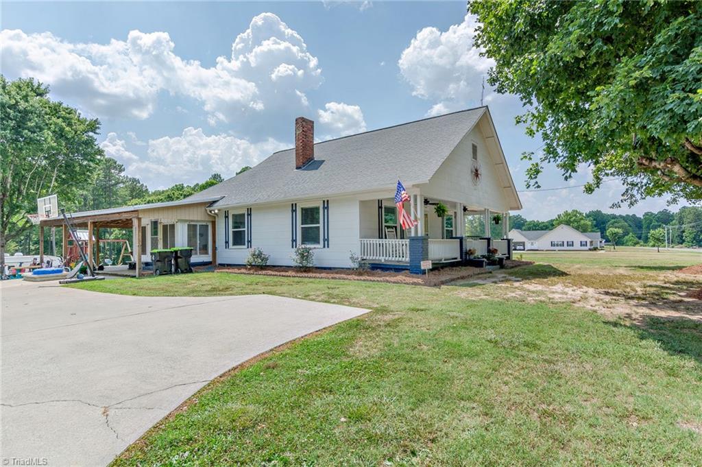 2755 Boones Cave Road Lexington, NC 27295 - Photo 3 of 40 Gallery Image 3