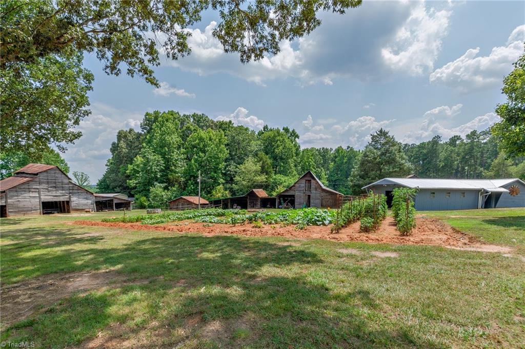 2755 Boones Cave Road Lexington, NC 27295 - Photo 38 of 40 Gallery Image 38