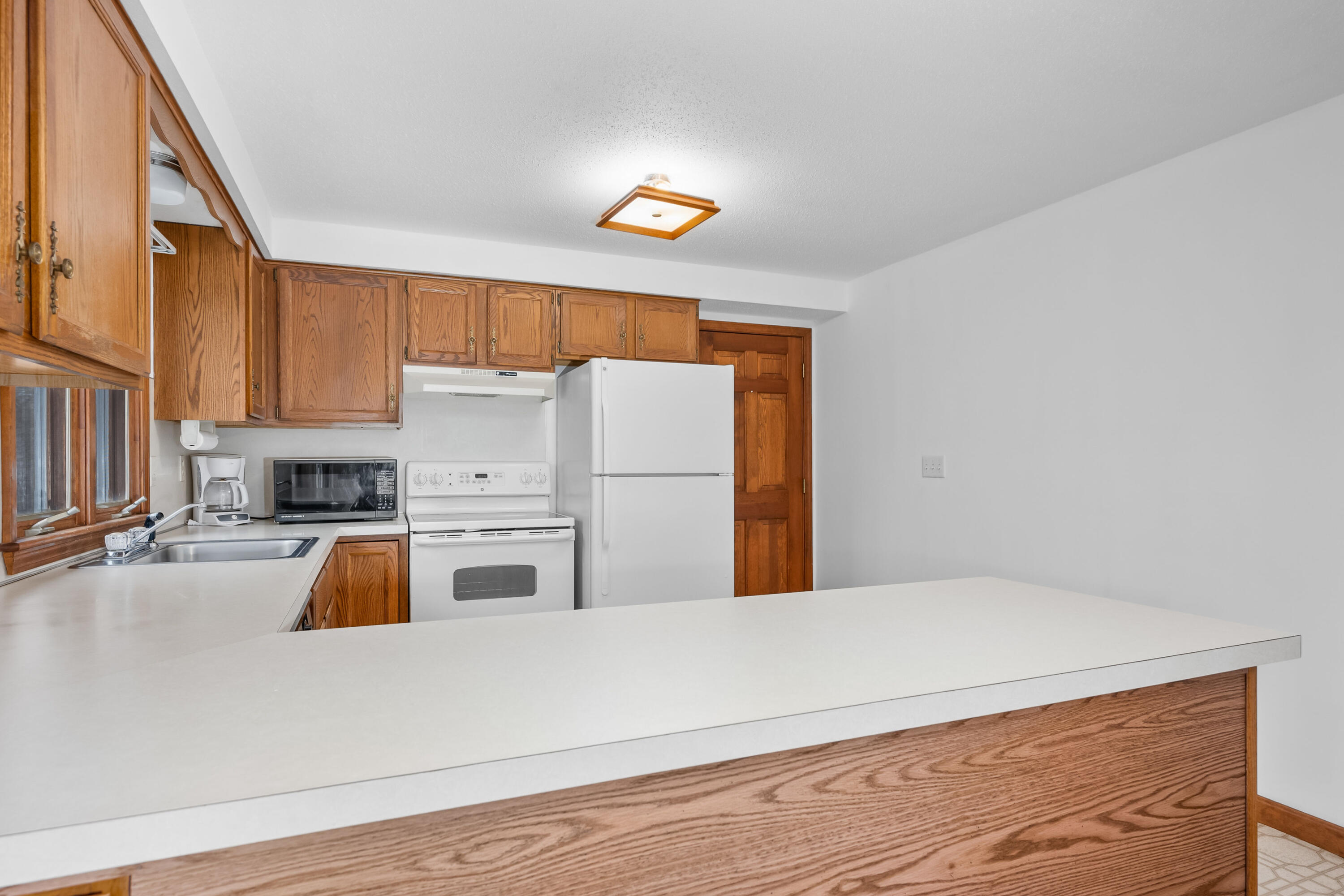 95 Valley Brook Road Centerville, MA 02632 - Photo 11 of 32 DSC_9444
