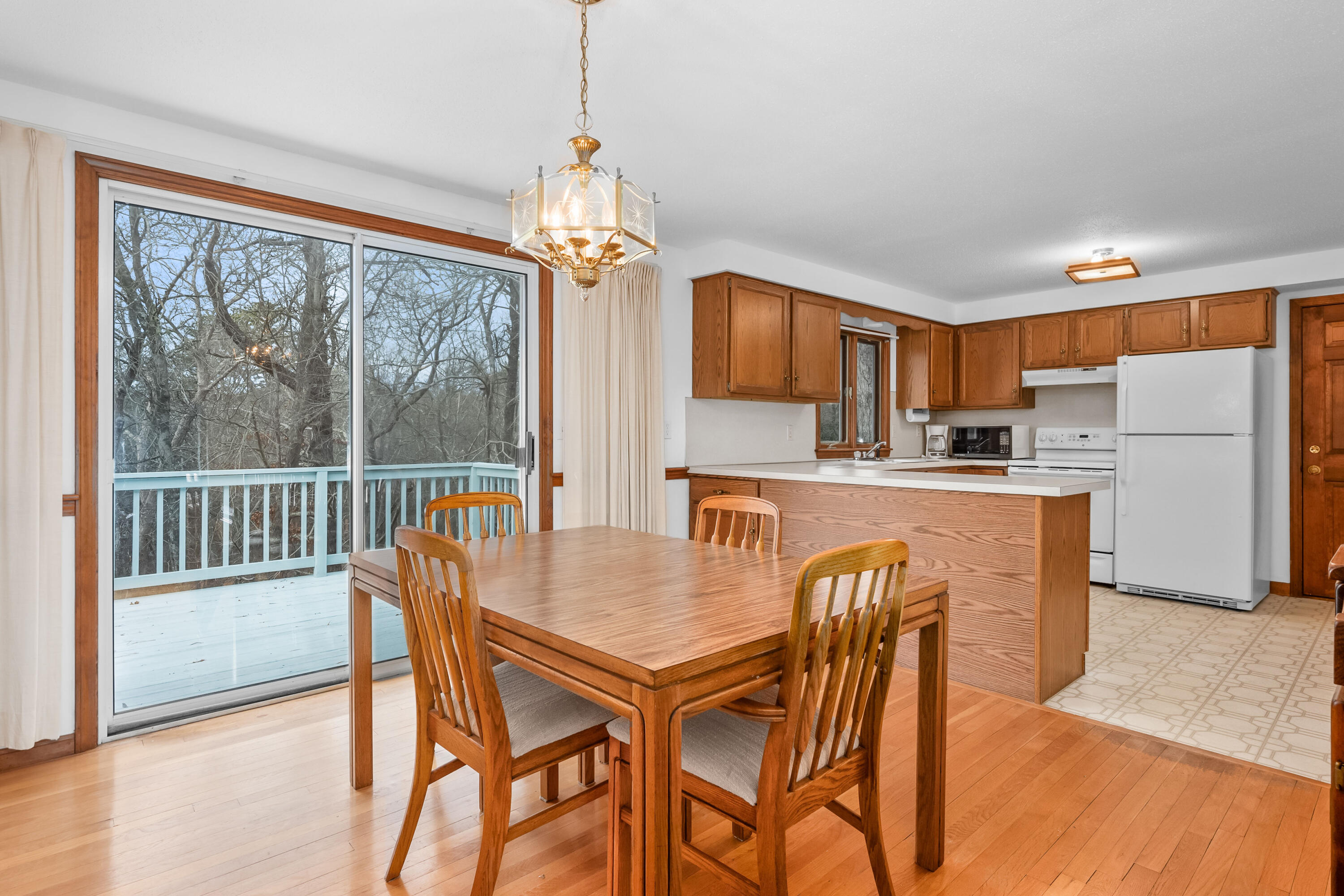 95 Valley Brook Road Centerville, MA 02632 - Photo 8 of 32 DSC_9427