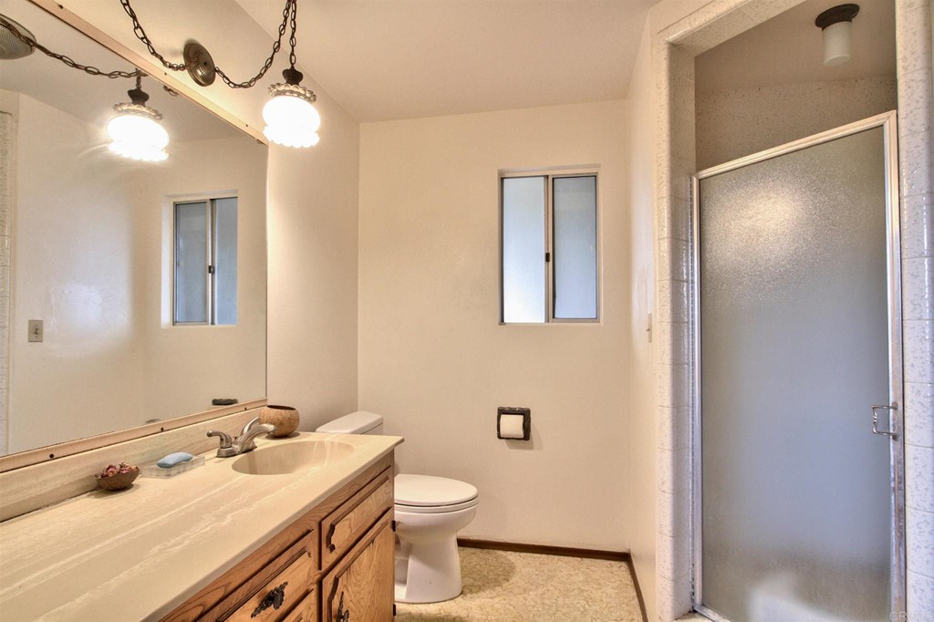 31256 Vía Puerta Del Sol Bonsall, CA 92003 - Photo 15 of 35