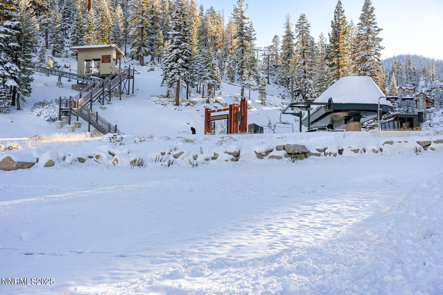 313 Tramway Drive, Unit 8 Stateline, NV 89449 - Photo 15 of 22 a view of a terrace with snow