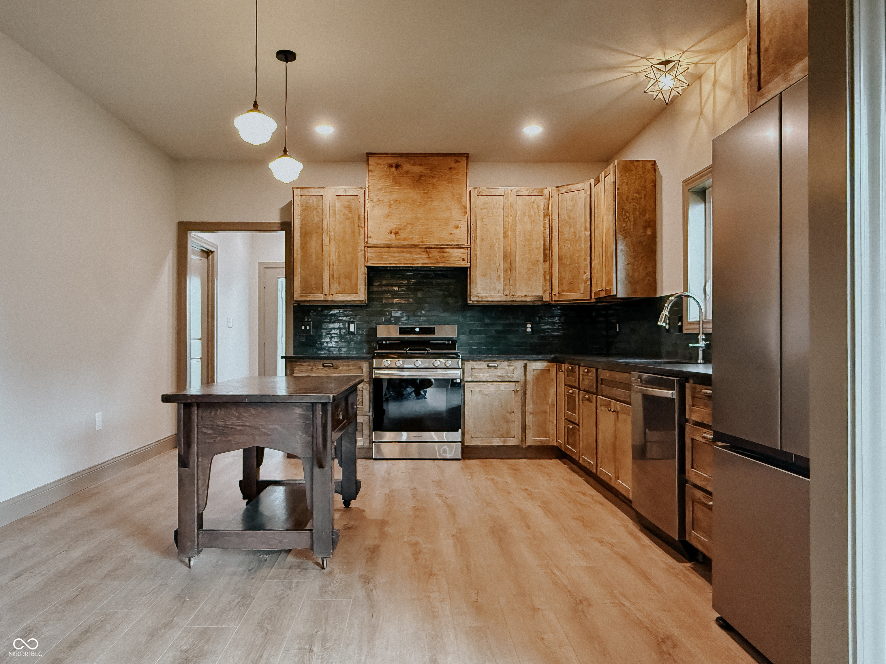 403 Main Street Hope, IN 47246 - Photo 11 of 48