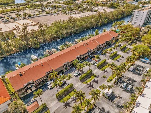 $918,000 | 3776 Northeast 166th Street, Unit 108, North Miami Beach, FL 33160