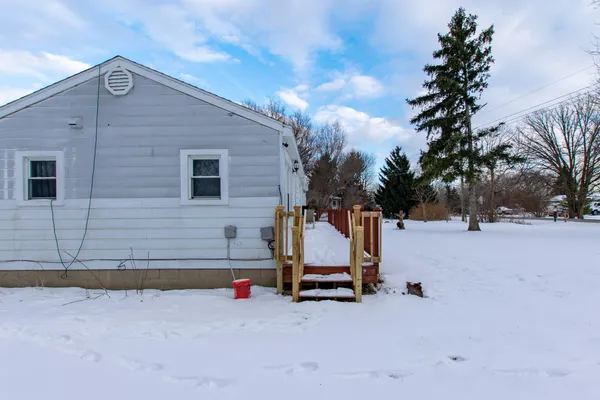 $1,000 | 3083 Ready Road, South Rockwood, MI 48179