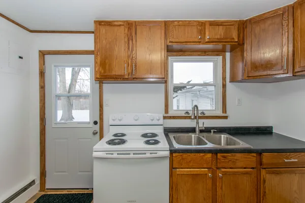 $1,000 | 3083 Ready Road, South Rockwood, MI 48179