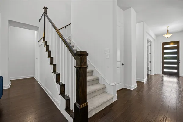 $1,024,000 | 12504 Cricoli Drive, Austin, TX 78739