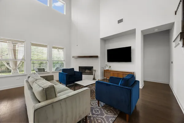 $1,024,000 | 12504 Cricoli Drive, Austin, TX 78739