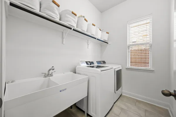 $1,024,000 | 12504 Cricoli Drive, Austin, TX 78739
