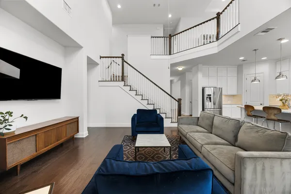 $1,024,000 | 12504 Cricoli Drive, Austin, TX 78739