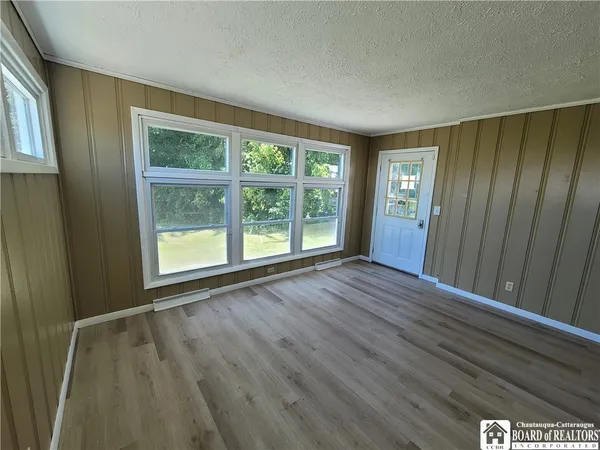 $212,900 | 360 East Elmwood Avenue, Ellicott, NY 14733