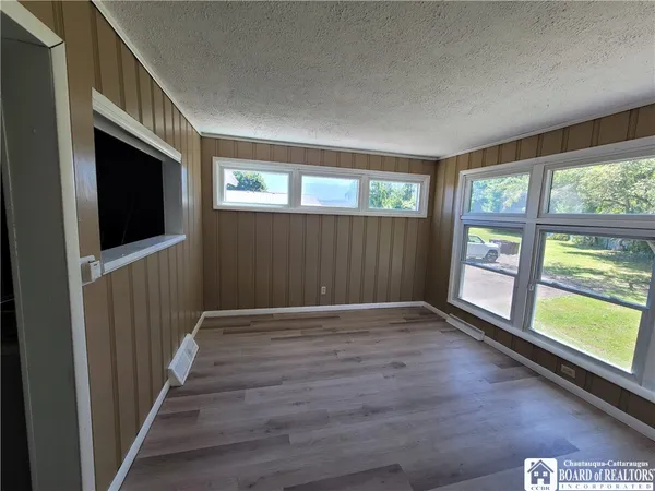 $212,900 | 360 East Elmwood Avenue, Ellicott, NY 14733