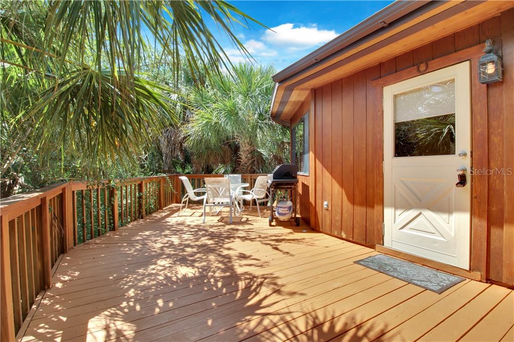 8335 Manasota Key Road Englewood, FL 34223 - Photo 1 of 27 Gallery Image 1