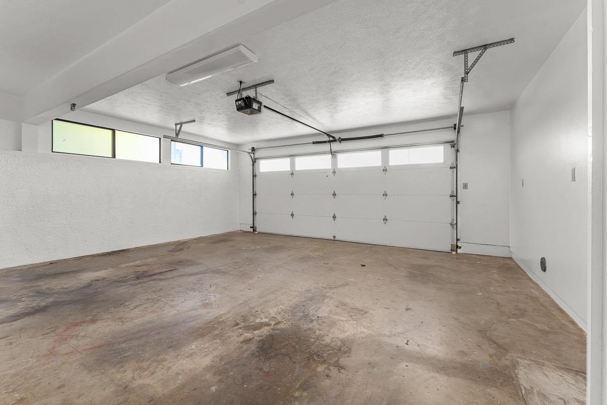 700 South Alu Road Wailuku, HI 96793 - Photo 34 of 42 a view of a garage