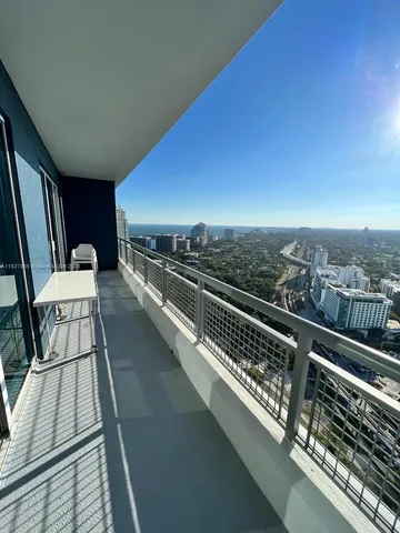 $398,500 | 60 Southwest 13th Street, Unit 3407, Miami, FL 33130