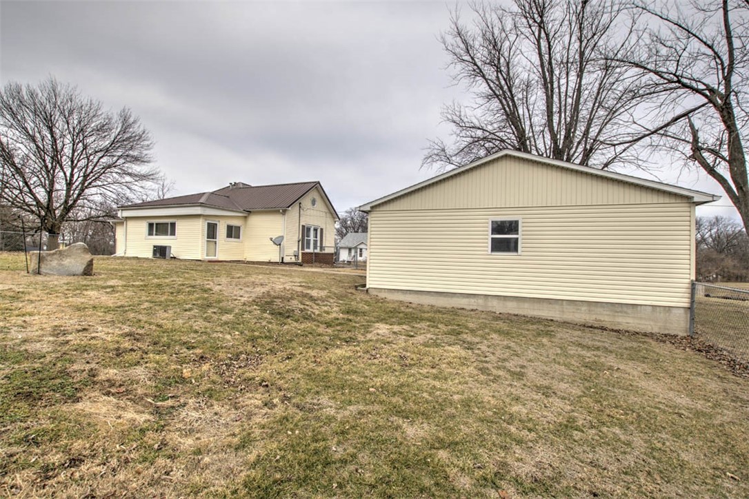 635 Mill Street Mount Zion, IL 62549 - Photo 25 of 30