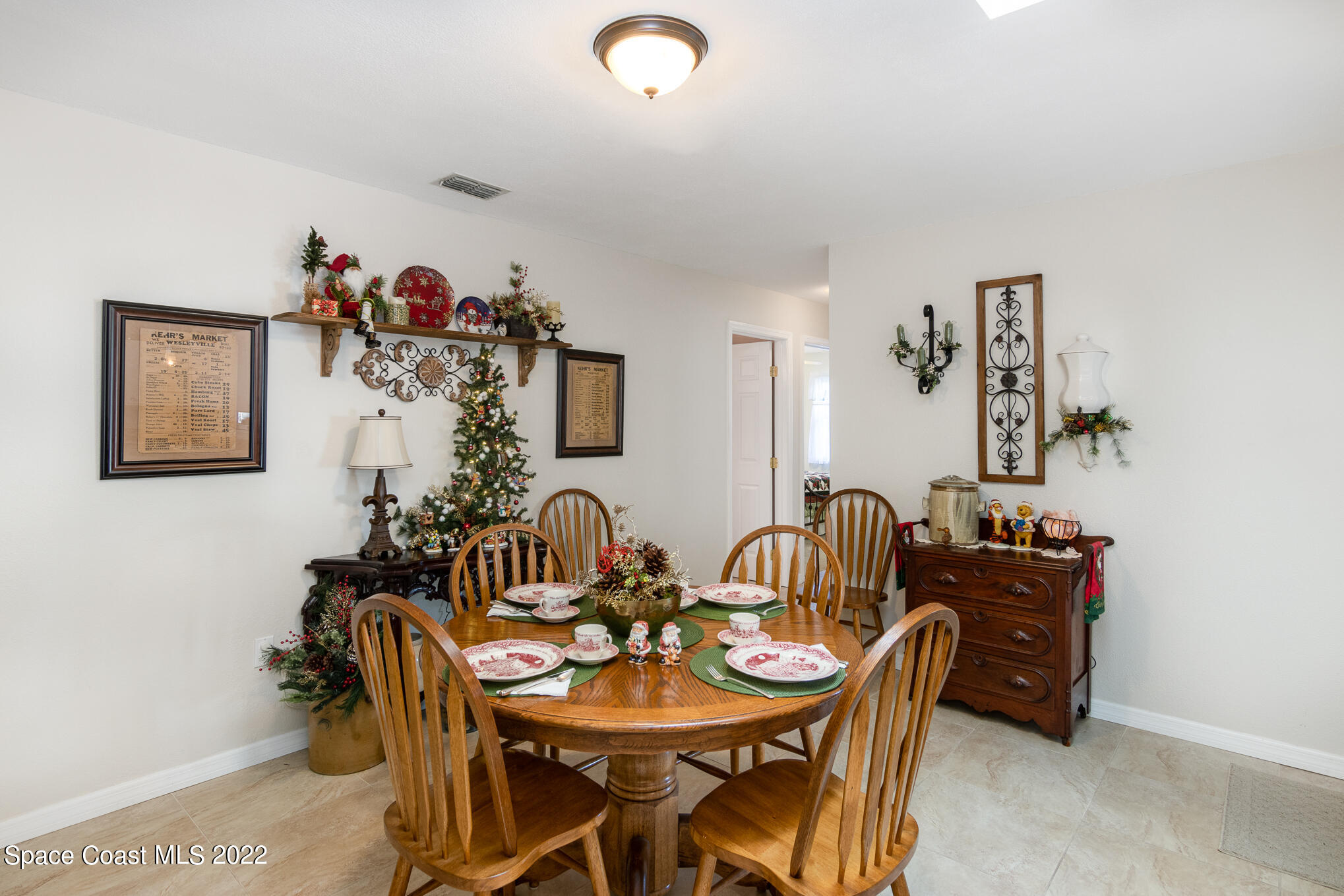 6947 Bismarck Road Cocoa, FL 32927 - Photo 12 of 34 Family Room v1