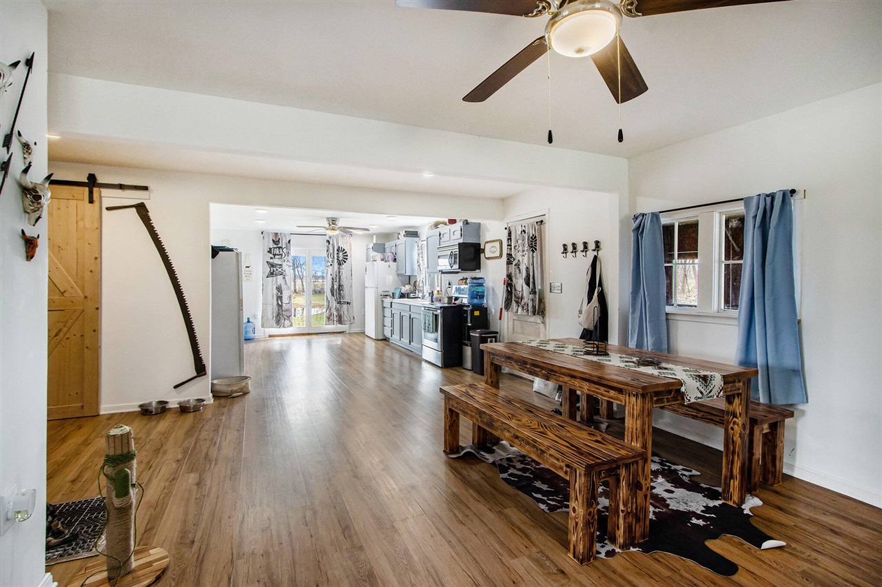 30725 Orla Engle Road Colon, MI 49040 - Photo 4 of 18