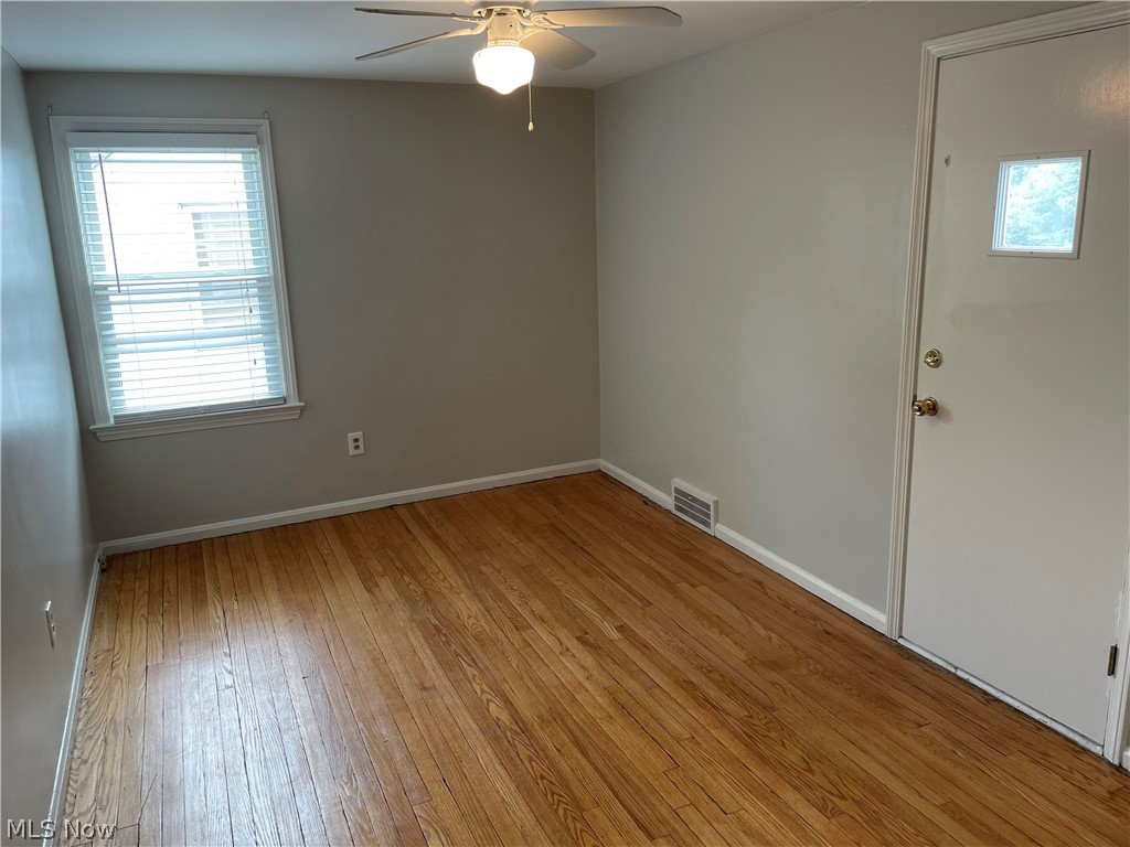 4146 Bayard Road Cleveland, OH 44121 - Photo 14 of 23
