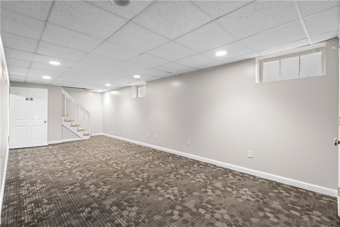 88 Mink Road Providence, RI 02908 - Photo 17 of 22