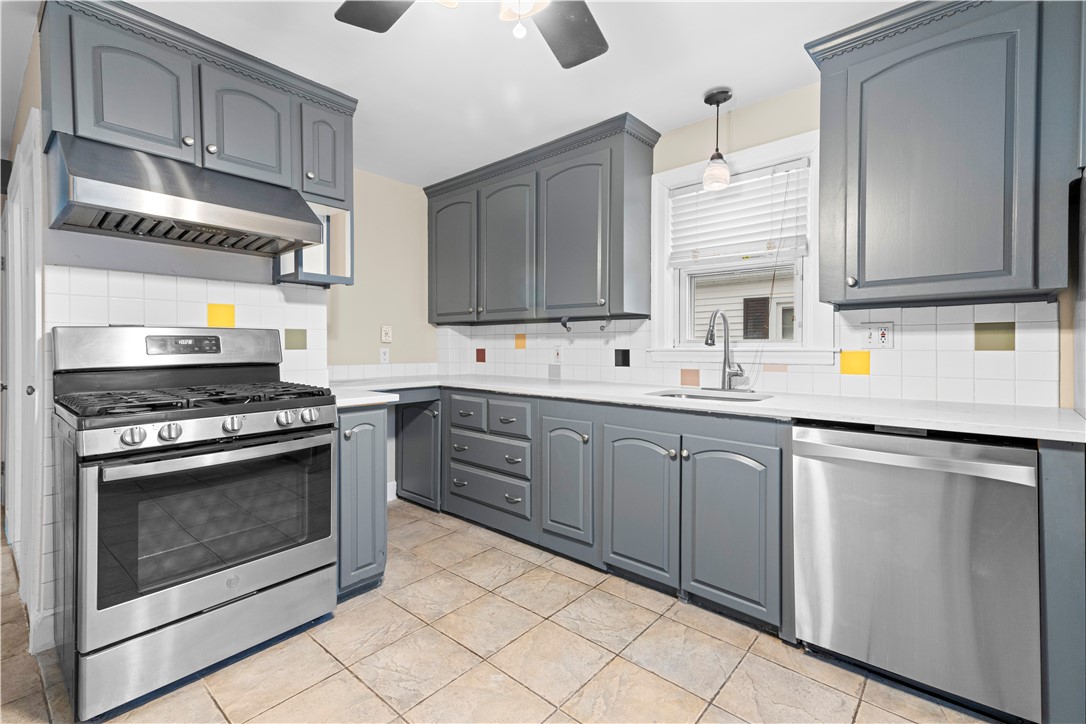 88 Mink Road Providence, RI 02908 - Photo 8 of 22