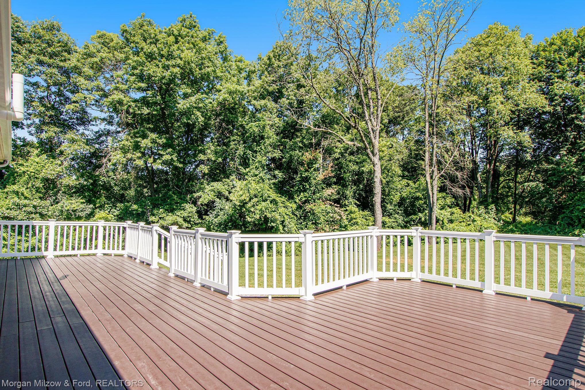 9647 Hadley Road Clarkston, MI 48348 - Photo 21 of 31 Sprawling, low maintenance composite deck