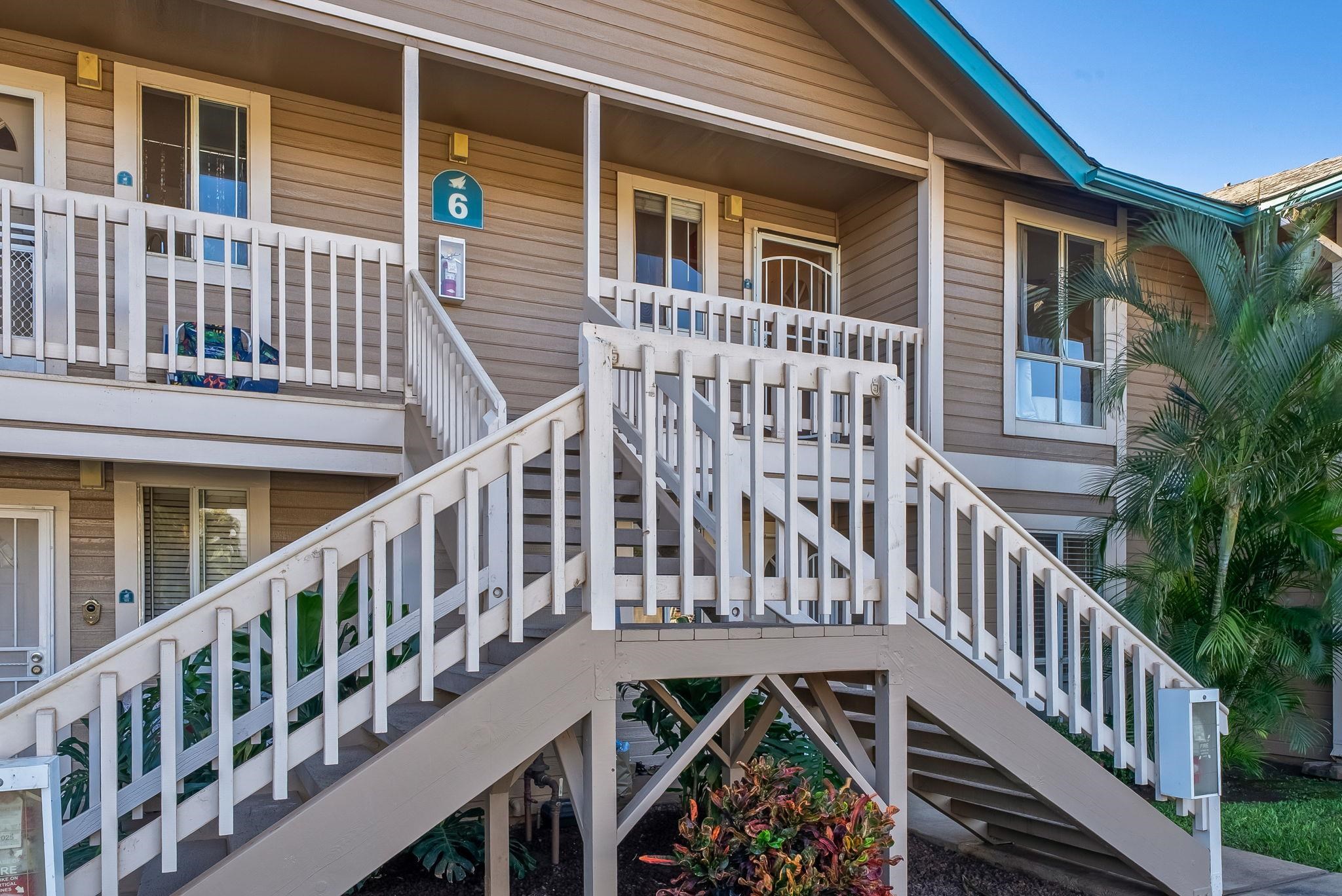 480 Kenolio Road, Unit 6204 Kihei, HI 96753 - Photo 11 of 44 a view of a house with wooden deck