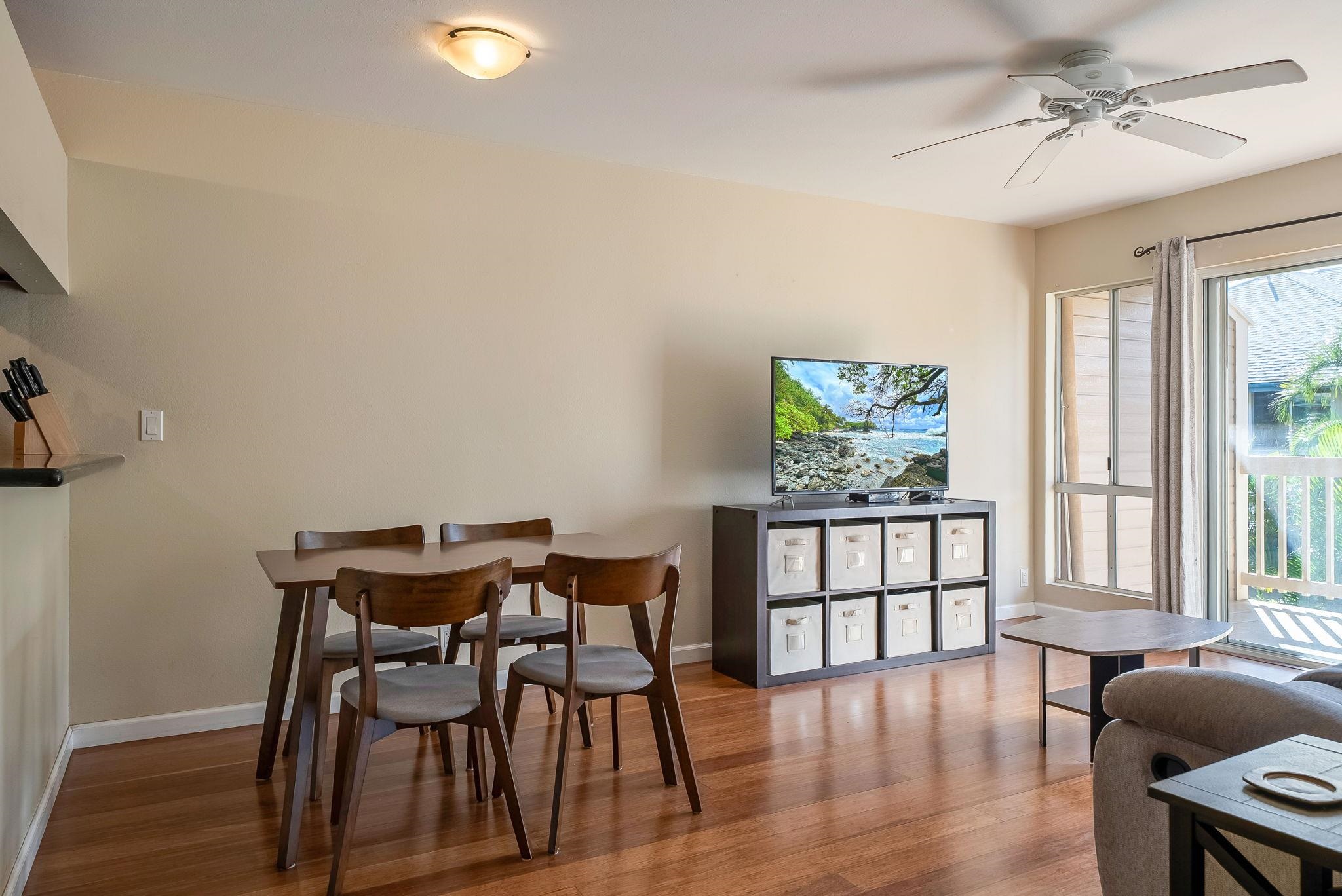 480 Kenolio Road, Unit 6204 Kihei, HI 96753 - Photo 15 of 44 a view of a livingroom with furniture window and wooden floor