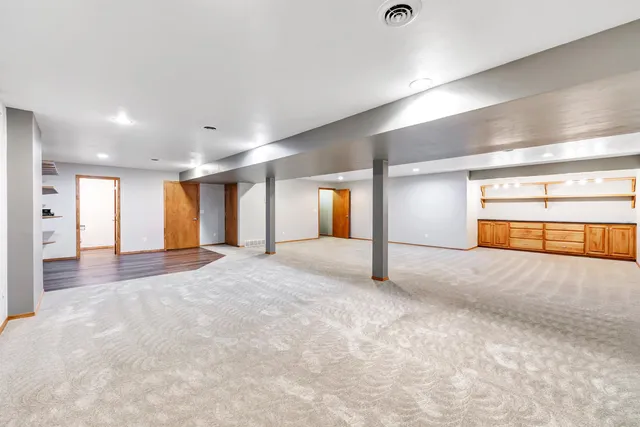 $449,900 | 479 Earnhardt Court, Green Bay, WI 54311