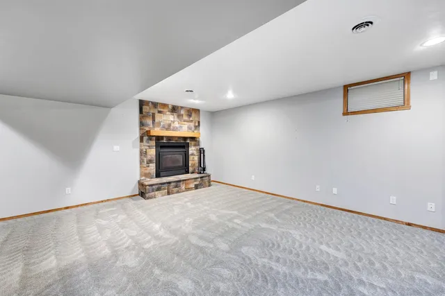 $449,900 | 479 Earnhardt Court, Green Bay, WI 54311