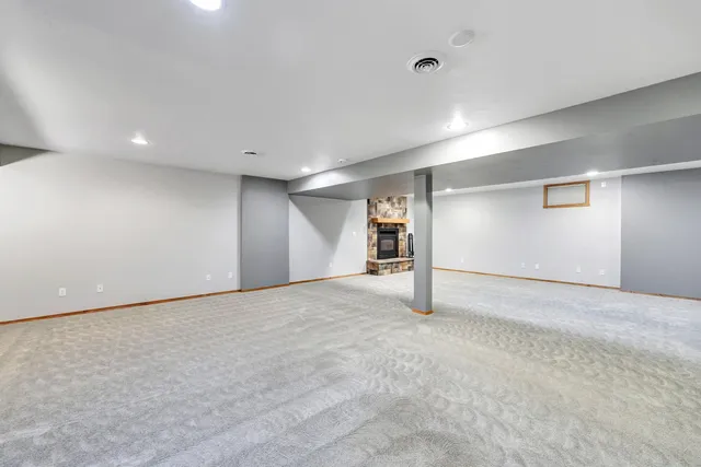 $449,900 | 479 Earnhardt Court, Green Bay, WI 54311