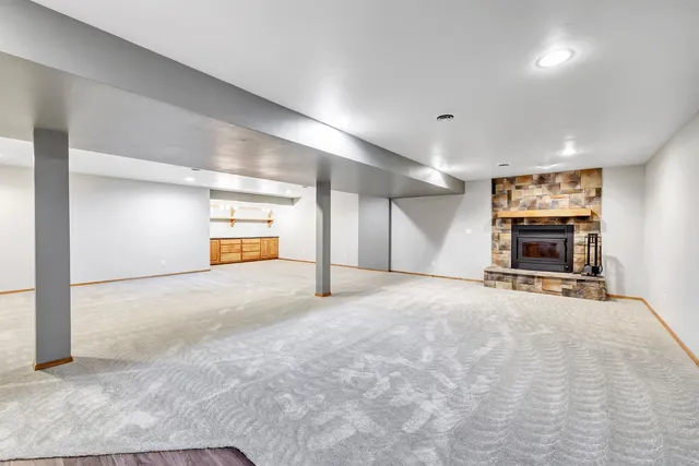 $449,900 | 479 Earnhardt Court, Green Bay, WI 54311