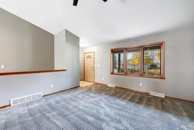 $449,900 | 479 Earnhardt Court, Green Bay, WI 54311