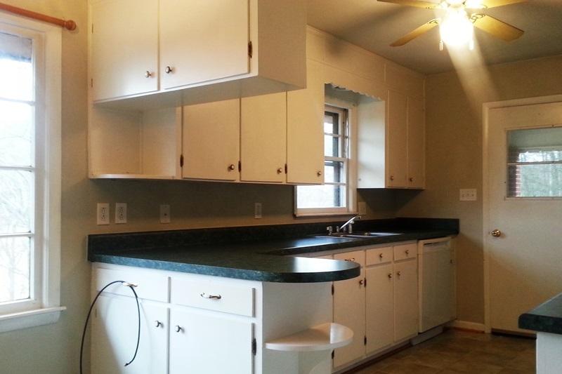 7 KITCHEN