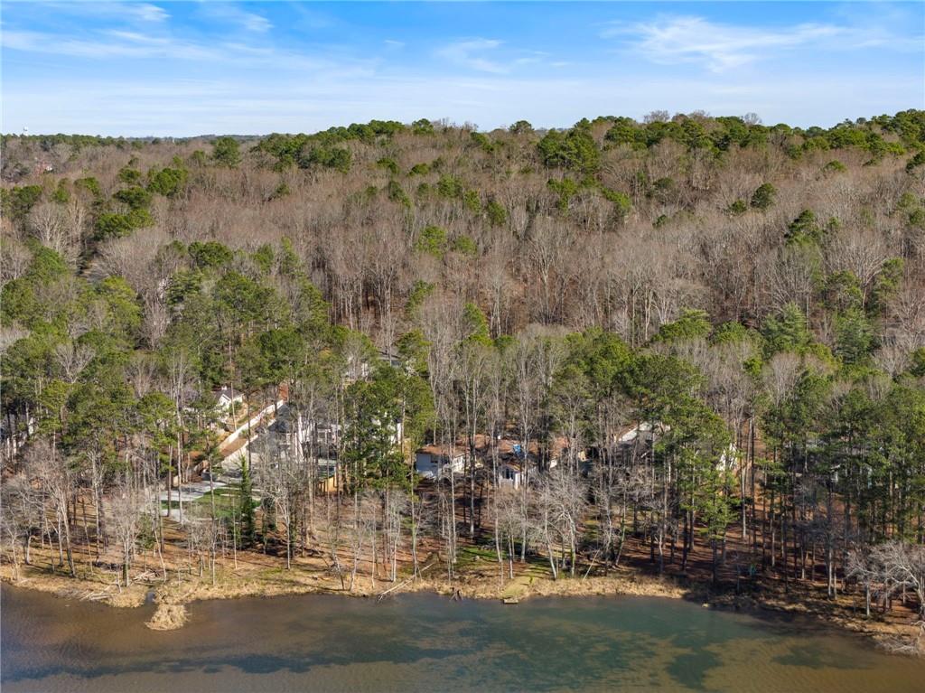 9355 Huntcliff Trace Atlanta, GA 30350 - Photo 6 of 17