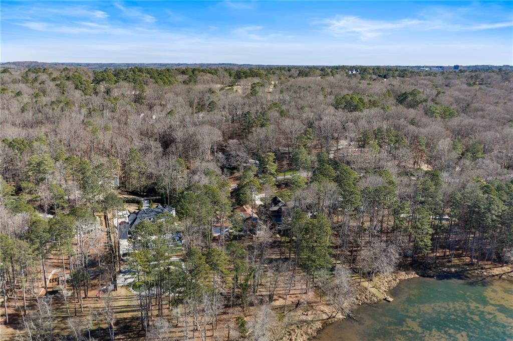 9355 Huntcliff Trace Atlanta, GA 30350 - Photo 8 of 17
