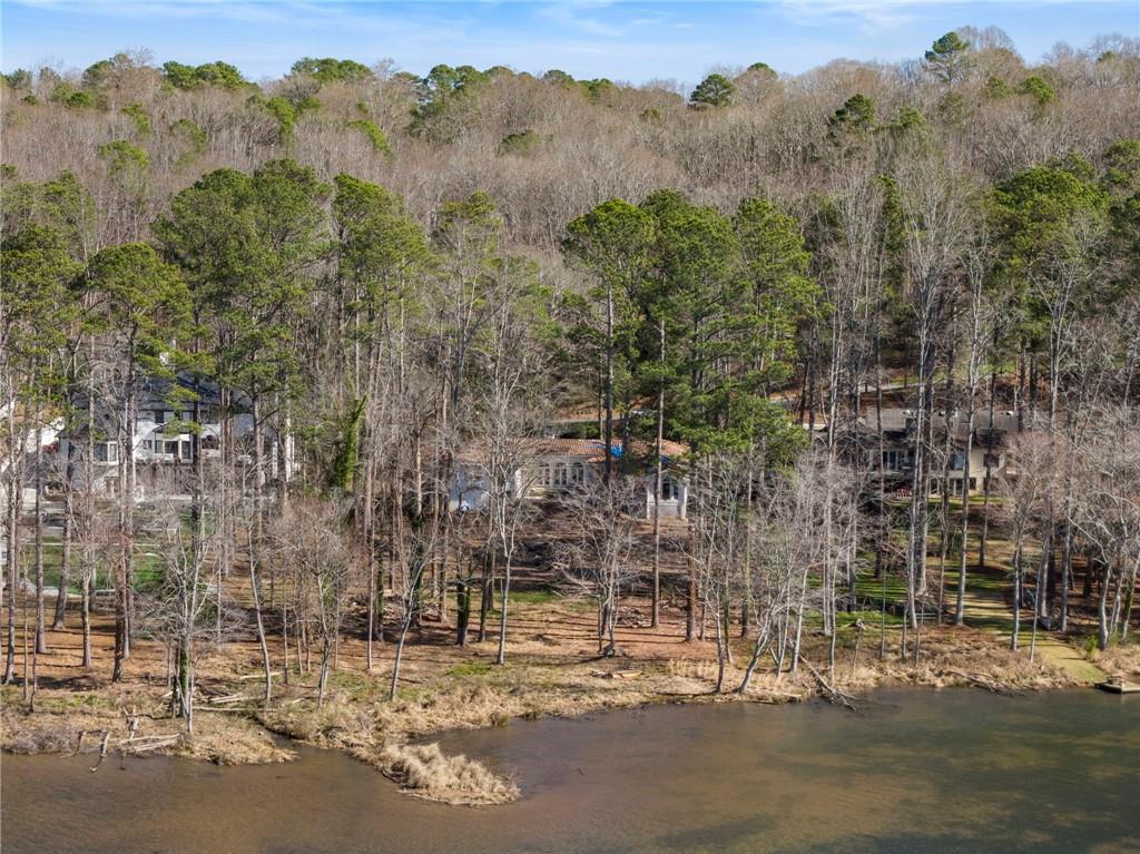 9355 Huntcliff Trace Atlanta, GA 30350 - Photo 9 of 17