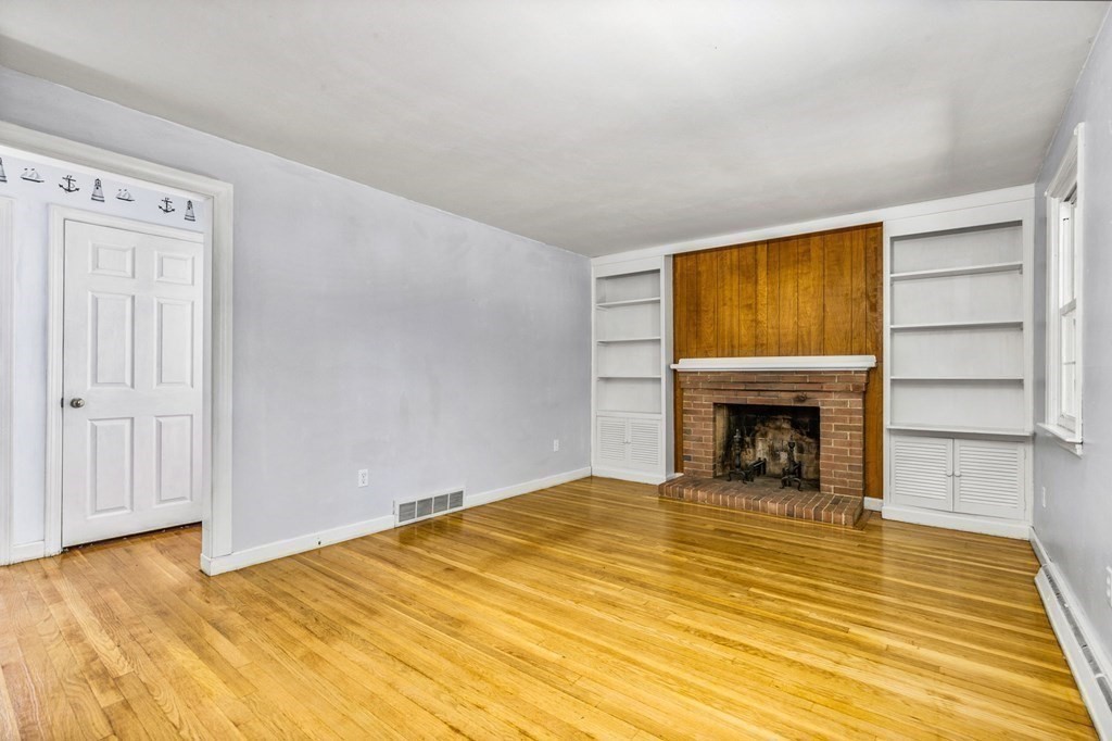 327 Tilden Road Scituate, MA 02066 - Photo 15 of 41 Gallery Image 15