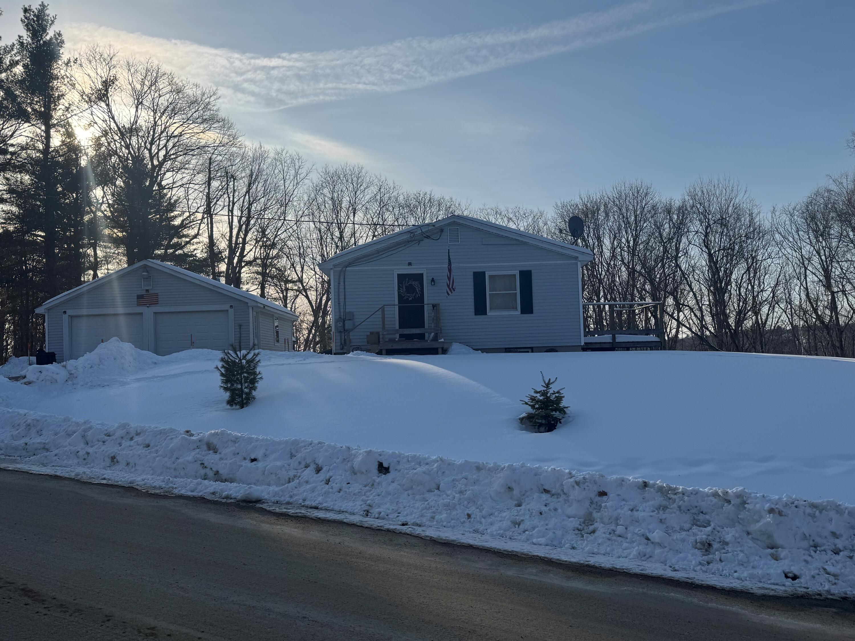 13 Oak Ridge Drive Augusta, ME 04330 - Photo 4 of 18 4