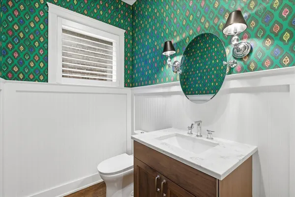 $9,800 | 850 West Lill Avenue, Unit 1, Chicago, IL 60614