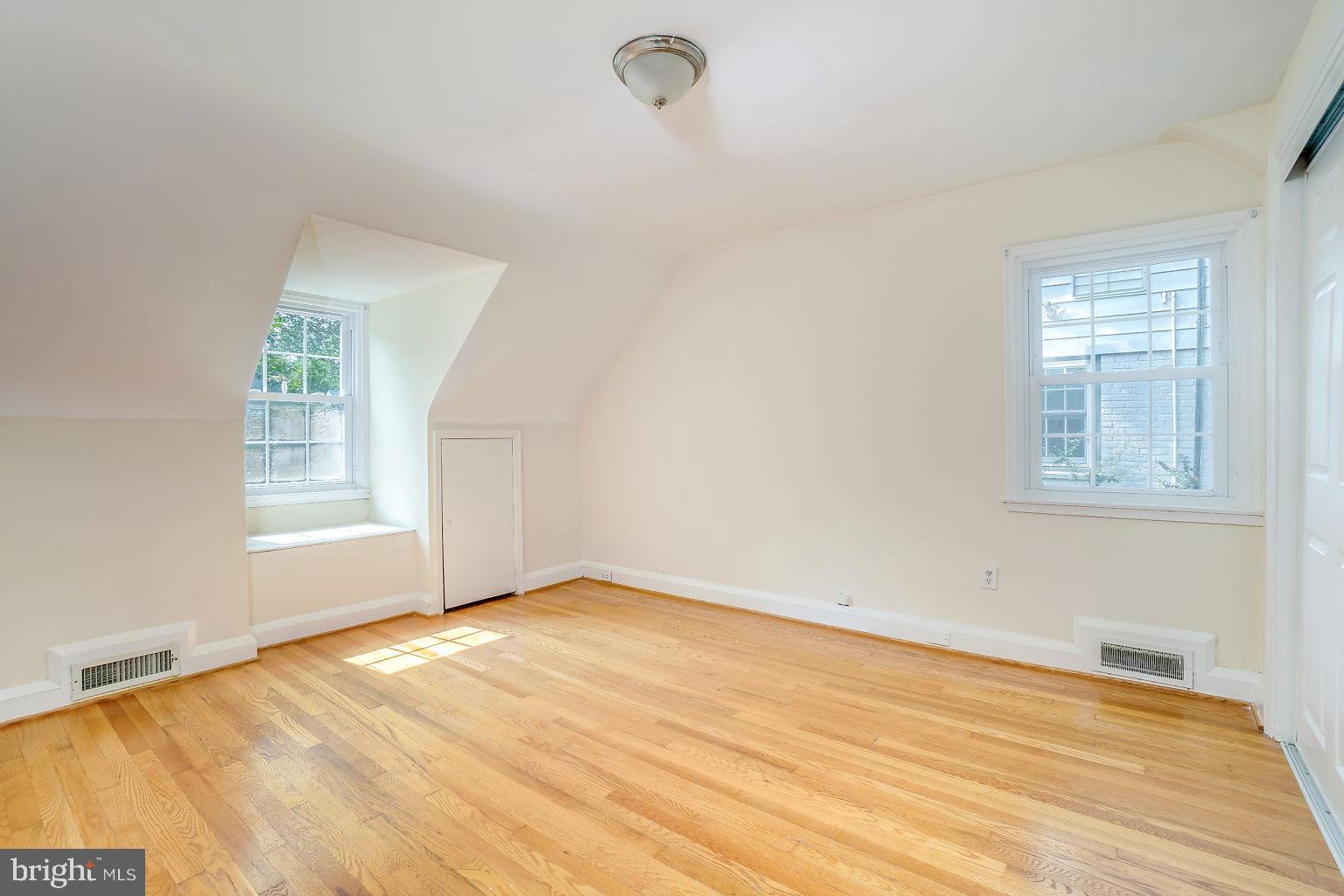 604 Carysbrook Road Baltimore, MD 21208 - Photo 21 of 38 Bedroom #2