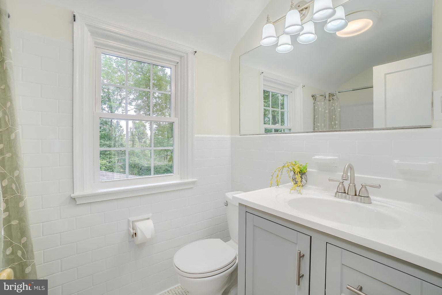 604 Carysbrook Road Baltimore, MD 21208 - Photo 23 of 38 Upstairs Full Remodeled Bathroom