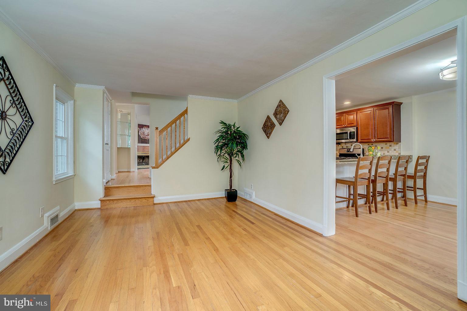604 Carysbrook Road Baltimore, MD 21208 - Photo 6 of 38 Whole home freshly painted