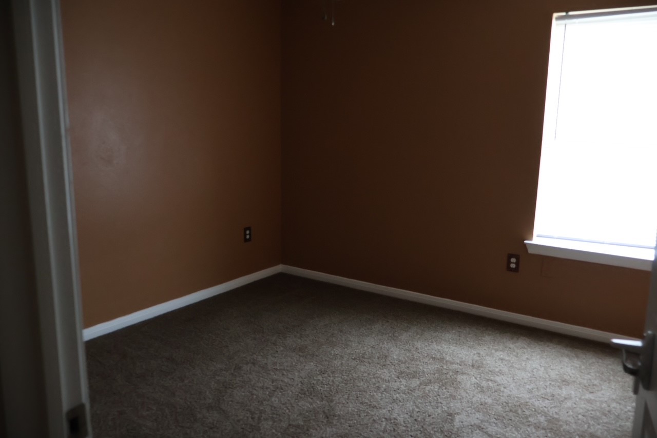 6717 Hawthorne Road Hitchcock, TX 77563 - Photo 9 of 21