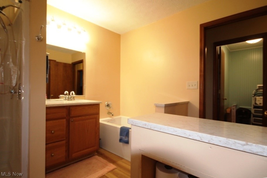 9366 Stone Road Litchfield, OH 44253 - Photo 20 of 34 Large Bath
