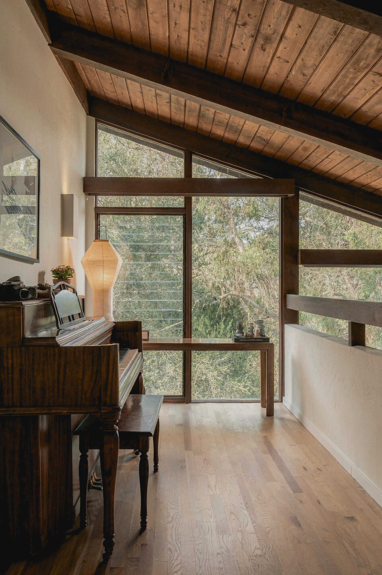 75 Conejo Road Santa Barbara, CA 93103 - Photo 11 of 25 Loft outside of Primary Suite