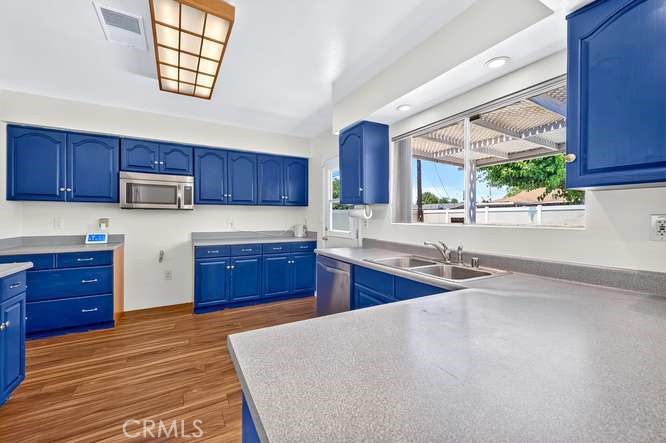 8777 Glencoe Drive Riverside, CA 92503 - Photo 18 of 51